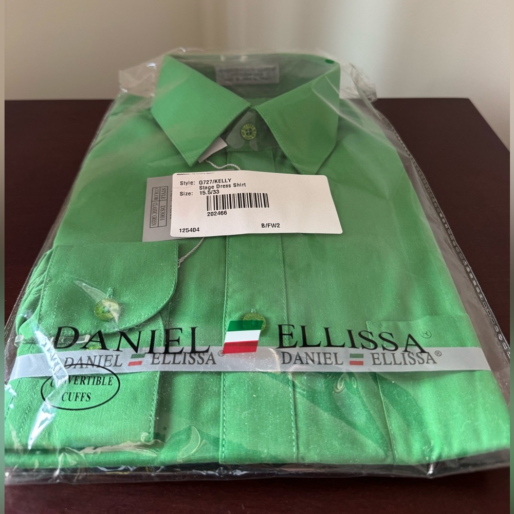NWT Men’s Dress Shirt